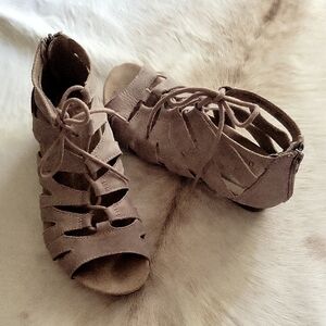 Tan Zip Up Gladiator Sandal 9M